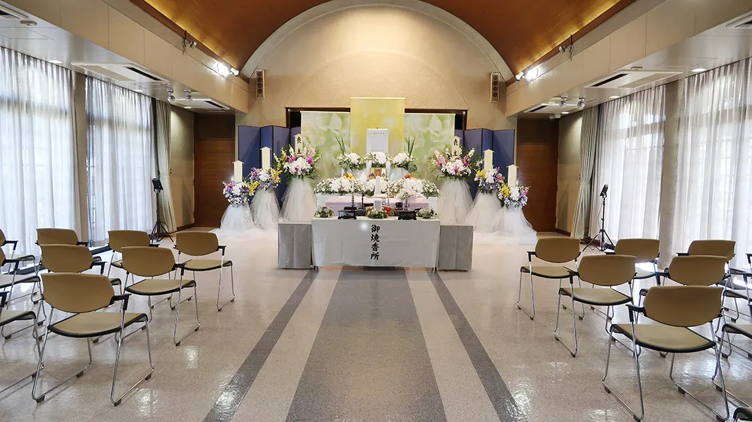 立川市斎場での祭壇